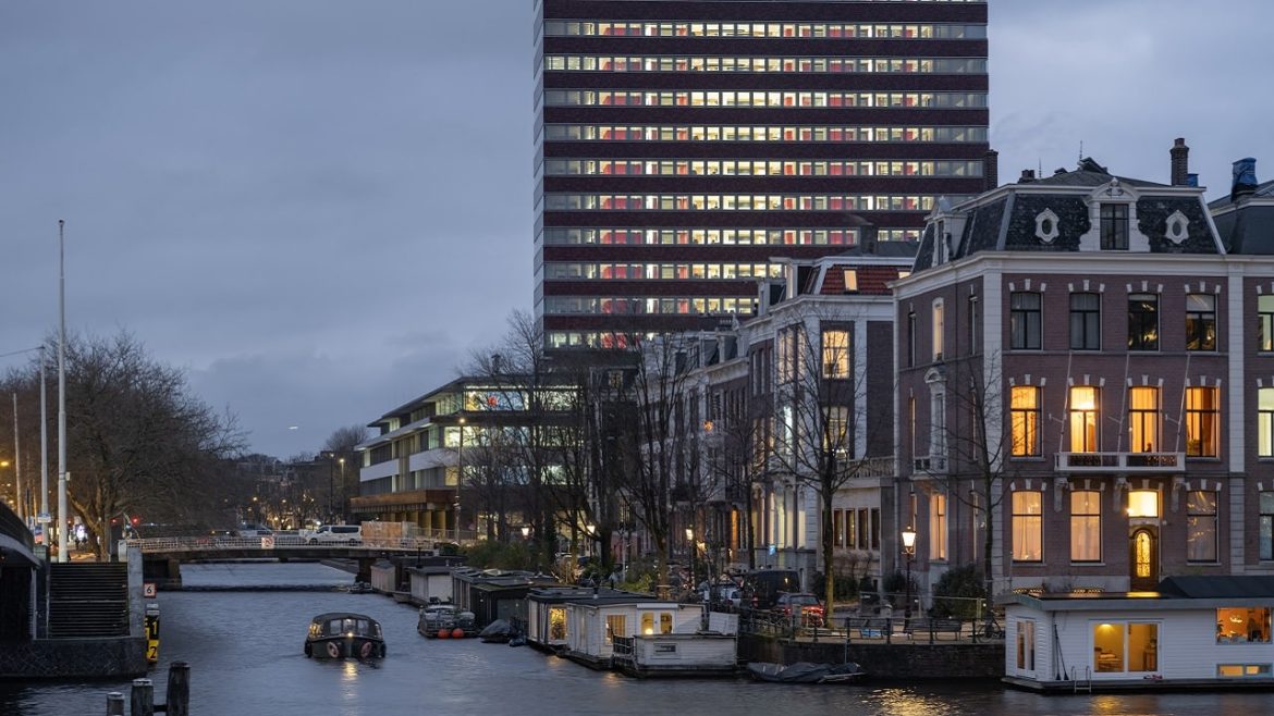 Центральный банк против Коммерческий банк. Конфликт о спасении
