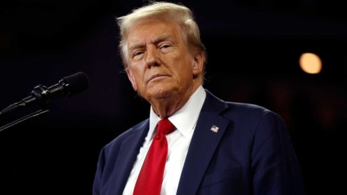 Трамп возобновляет черный список стран с запретом на въезд в США. На нем 43 страны
    

