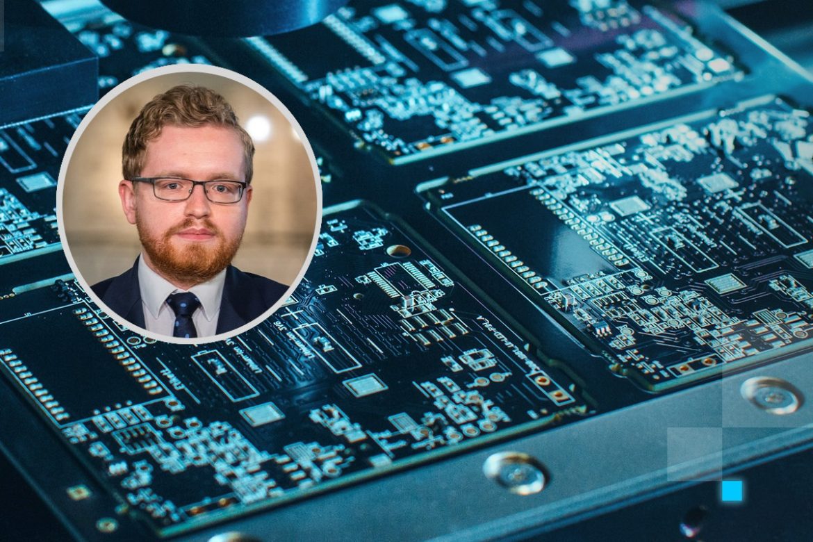 Дариус Стандерски: В ближайшие дни мы покажем политику полупроводника (подробности)
    

