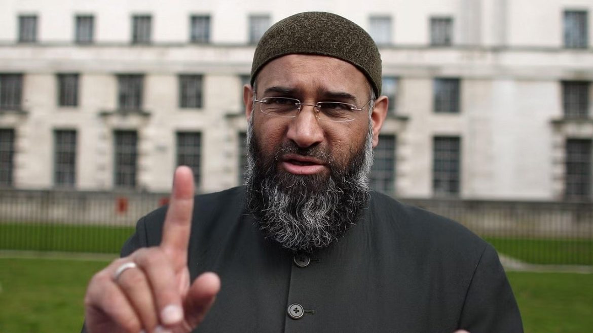 Мусульмане хотят привести запрет на пасхальные шествия в Европе. "Оскорблять ислам"
