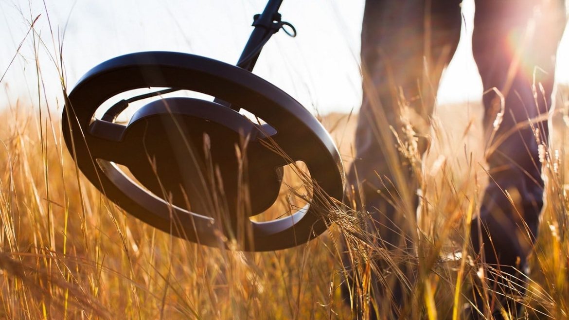 На пути к новому Клондайке? Любители отправляются в поисках руды - и найдите!
