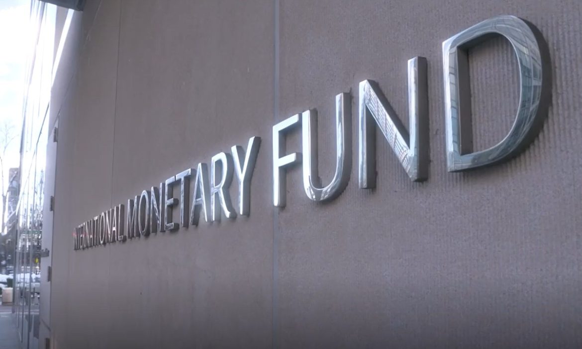 МВФ: Неопределенность, связанная с таможней Трампа, снизит рост ВВП во всем мире. И Соединенные Штаты будут страдать от экономического роста в мире, на 3,3 процента. в 2024 году по 2,8 процента в этом году. Мы не вернемся к динамике с предыдущего года ... сегодня 55 минут назад
