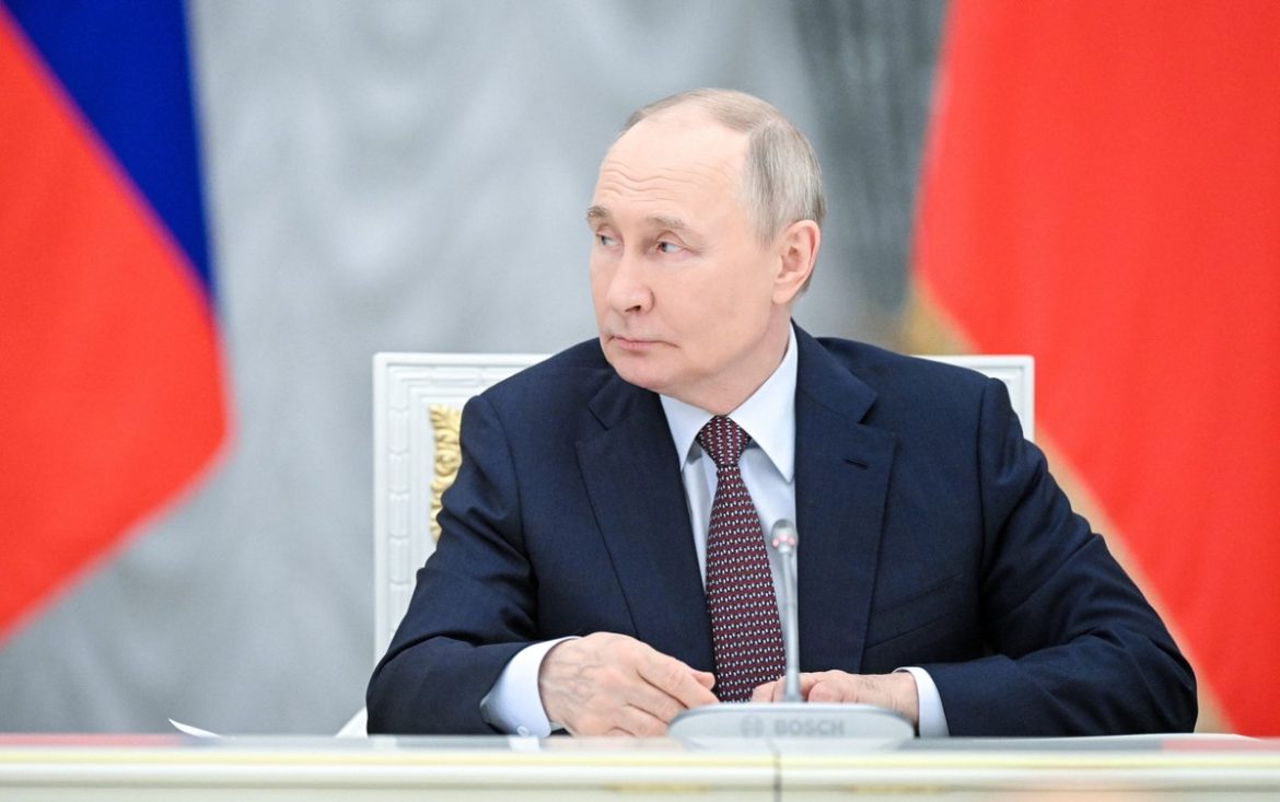 Мирные переговоры о войне в Украине. Кто и почему Путин должен учитывать? "Ключевой игрок - это не США"
    

