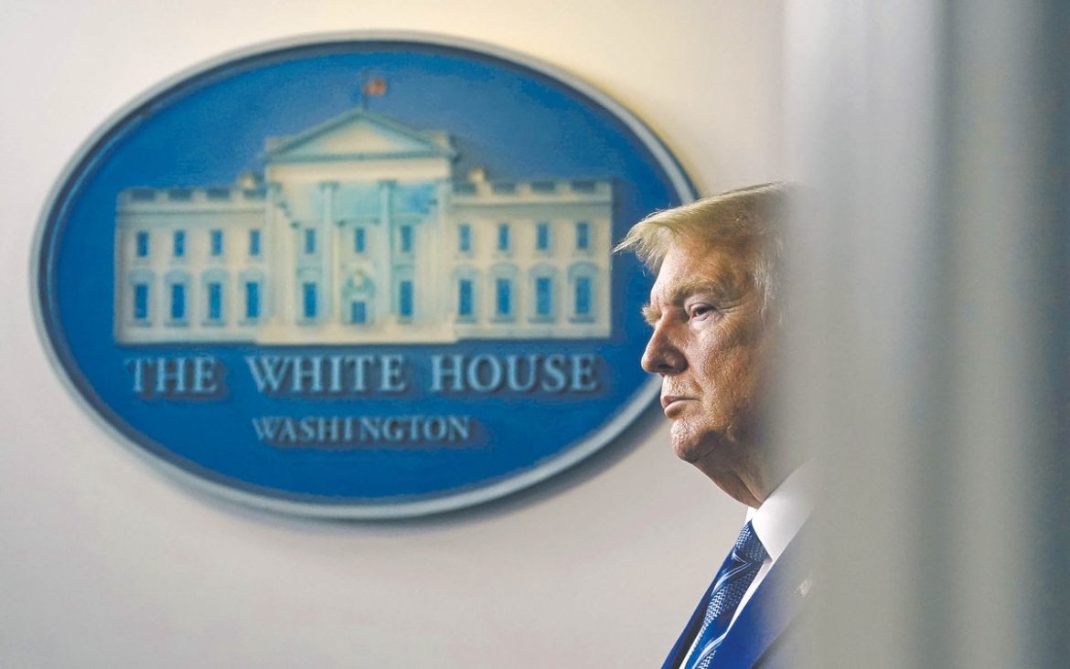 1000 долларов за покинув США. Администрация Трампа поощряет иммигрантов к «самоуверенному»
    

