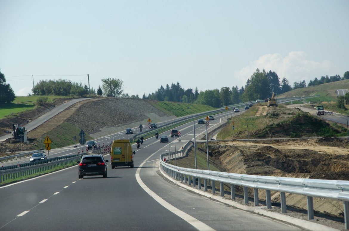 Польский ответчик в CJEU за отсутствие новых дорог. Сегодня это вторая жалоба ЕС против нашей страны
    

