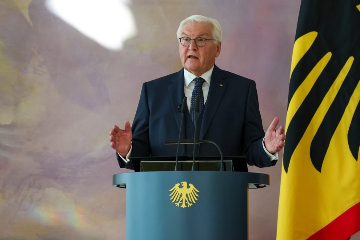 Президент Германии для нового правительства: именно в интересах нашей страны вы добьетесь успеха
    

