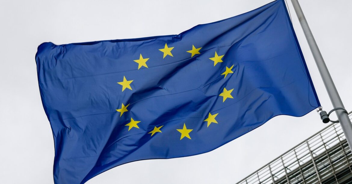 Европейский союз помогает эвакуироваться из Иордании и Египта. Польша среди тех, кто просит поддержки
