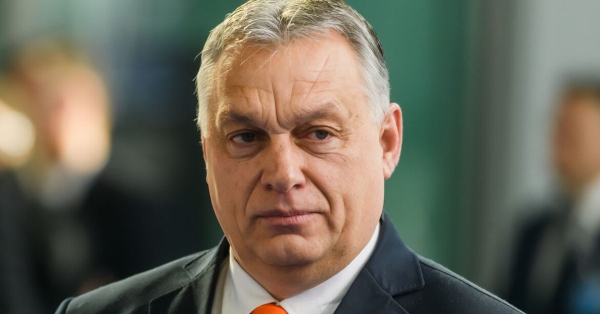 Президентские выборы 2025 г. Орбан: Победа Карола Навроки - отличная новость,
