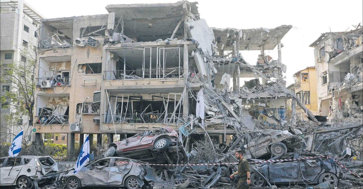 Первая Израэль-Иранская война после работы с враждебными бойцами, правительство Бинджамина Нетаньяху решило, что пришло время встретиться с величайшим противником-Иран ... сегодня 12 минут назад
