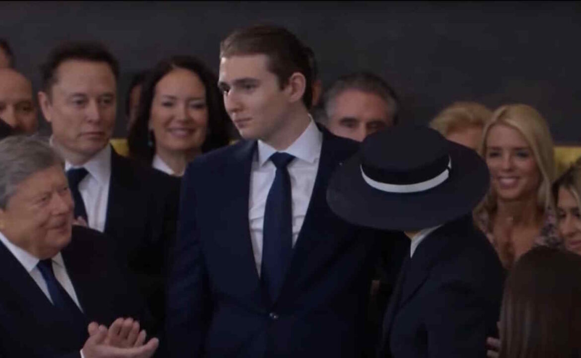 Трамп сделал сына с шестом? Вот ход удивительной карьеры!
