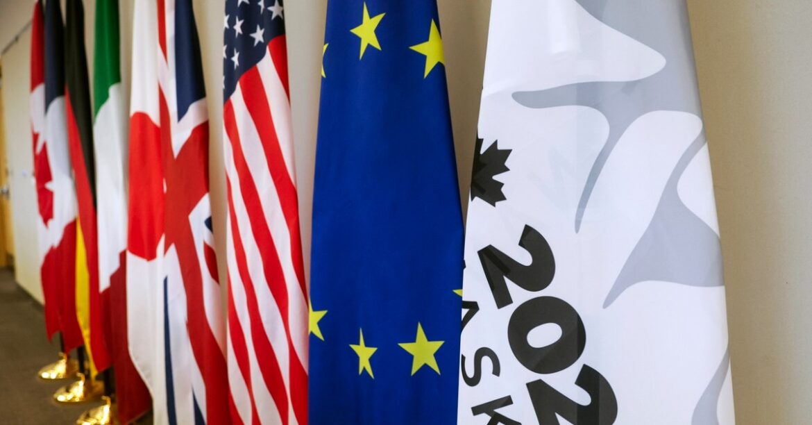 Пик G7 начинается. Его участники боятся ссоры с Трампом
