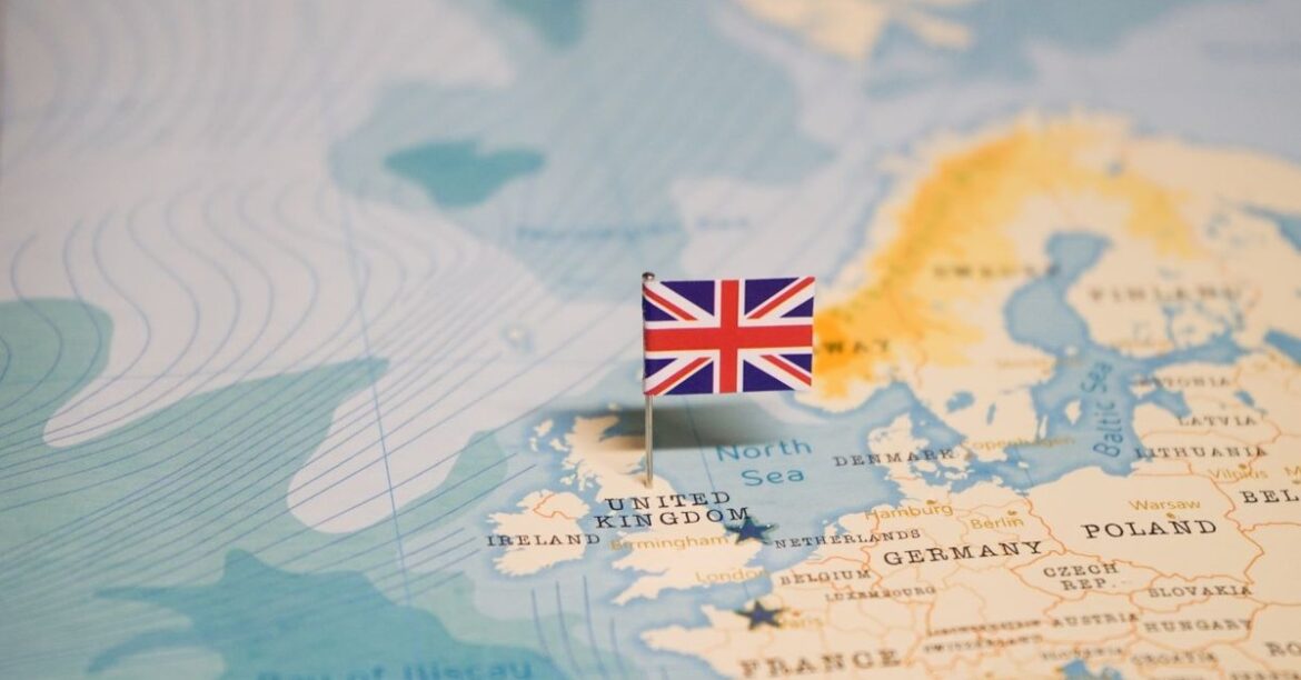 Великобритания признает государственность Палестины в сентябре
