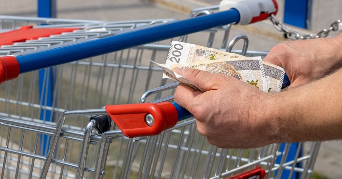 Какая инфляция в последующие годы? Правительство дало прогнозы в обновлении, принятом Советом министров "Много лет макроэкономических допущений на 2025-2029 гг." Рост ВВП был основан на 3,4%... сегодня 31 минута назад
