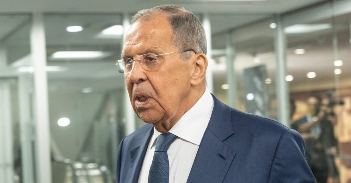 Лавров замышляет против Китая против Украины
