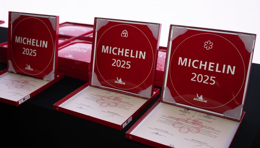 

<p> Красная табличка Мишлен для ресторанов и гастрономических точек, которая была передана в 2025 году во Вроцлаве </p>
<p>» width=»840″ height=»480″/></p>
<p>                                                    <span class=