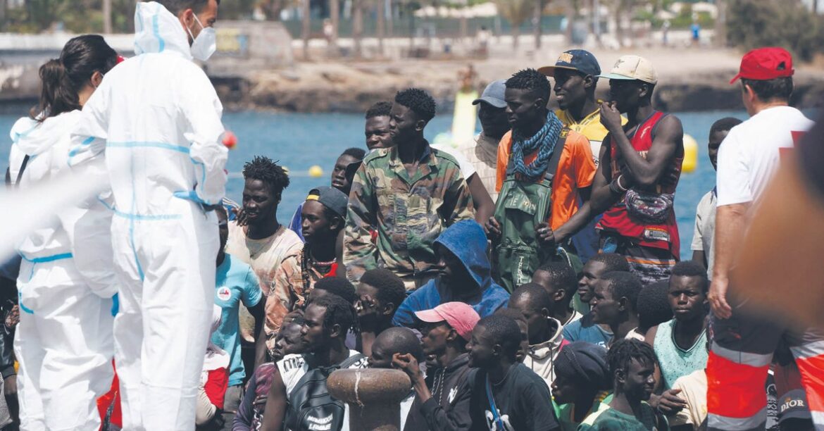 Греция задержала почти 200 мигрантов из Африки. Они депортированы в Ливию
