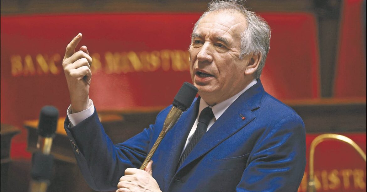 Французы должны работать на Пасху
