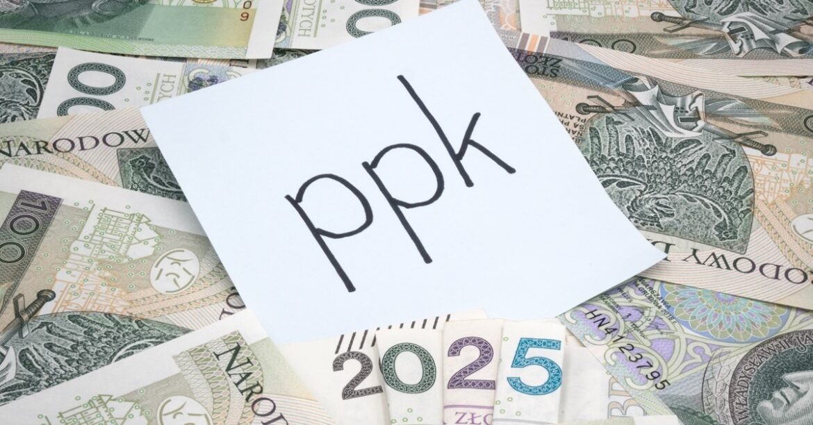 Правительство отрицает слухи о PPK. Платежи средств остаются возможными
