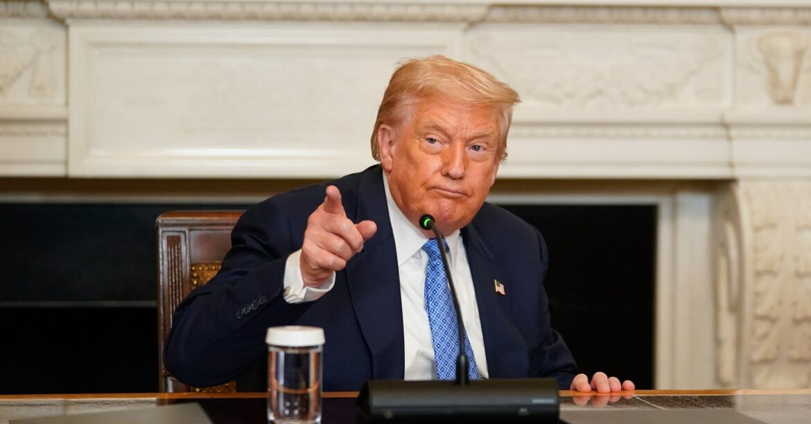 Там будет встреча Трампа - Путин. Они должны согласиться с обменом земли в обмен на мир в Украине
