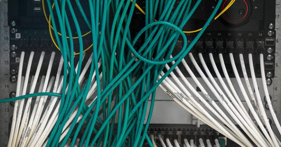 PayPal стал жертвой хакеров. Данные 15,8 миллиона человек поступили в продажу
