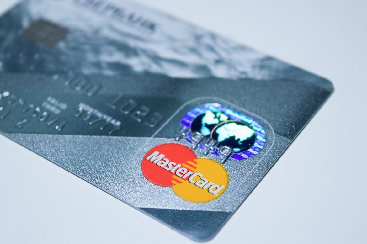 Mastercard хочет решить, какие игры могут купить его клиенты. Поймал оператор
