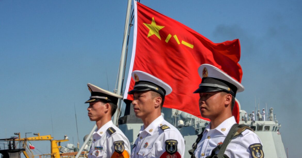 Россия и Китай снова вместе в море. Совместные маневры возле Японии
