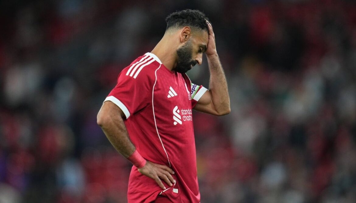 Салах поражает УЕФА после смерти «Палестинского Пеле». "Расскажи нам, как он умер!"
