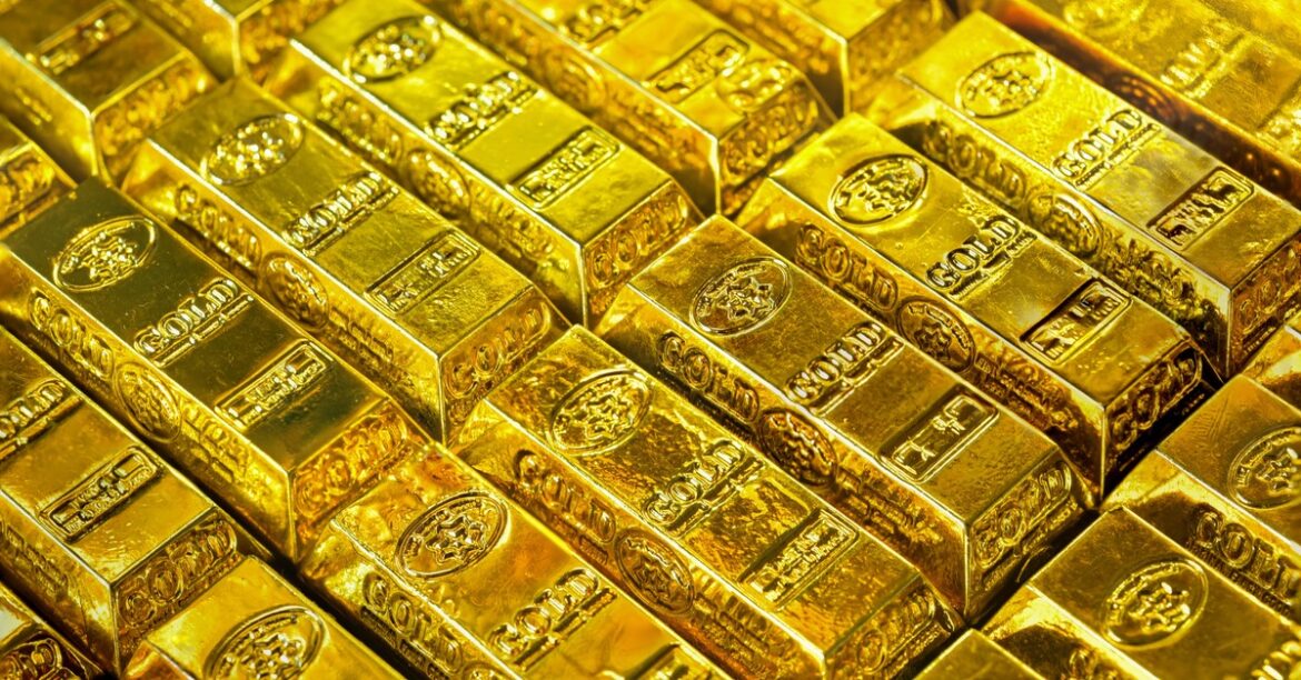 Трамп реагирует на хаос на рынке золота. Нет обязанностей на барах
