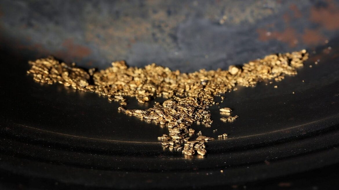 Золото с «юга» на цензуре. Грязные деньги, незаконная добыча полезных ископаемых и скользкая проблема политики
