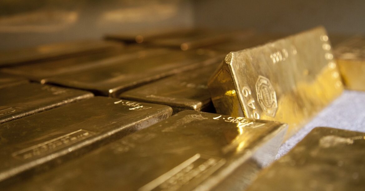 Мировая общественность обратила внимание на золотые ресурсы, накопленные НБП
