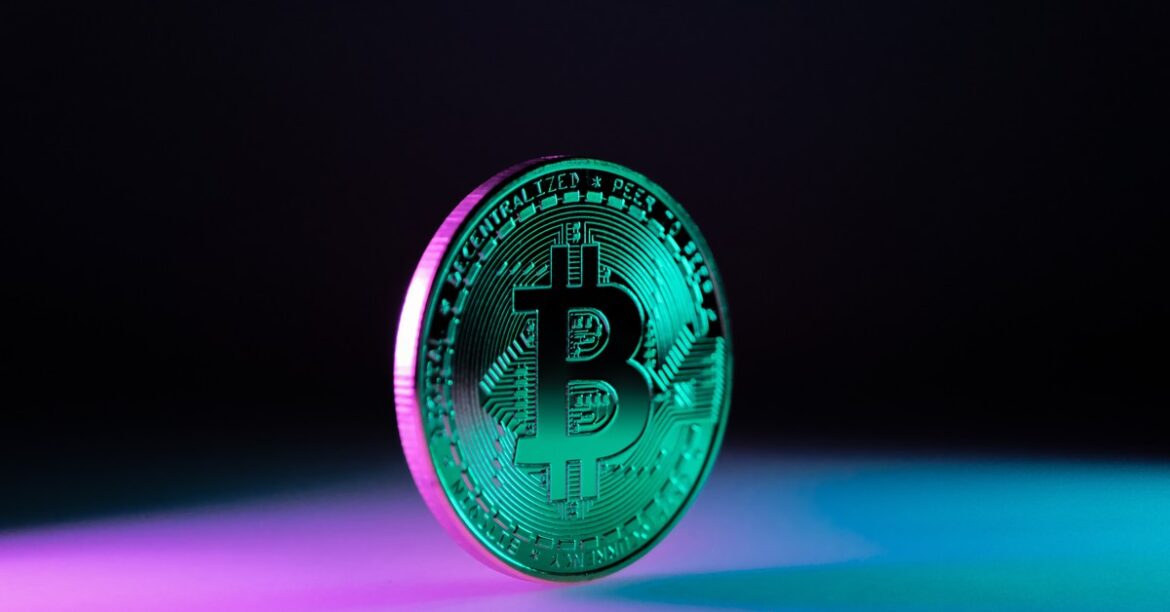 Биткойн -курс побивает историческую запись. Что движет увеличением курса BTC?
