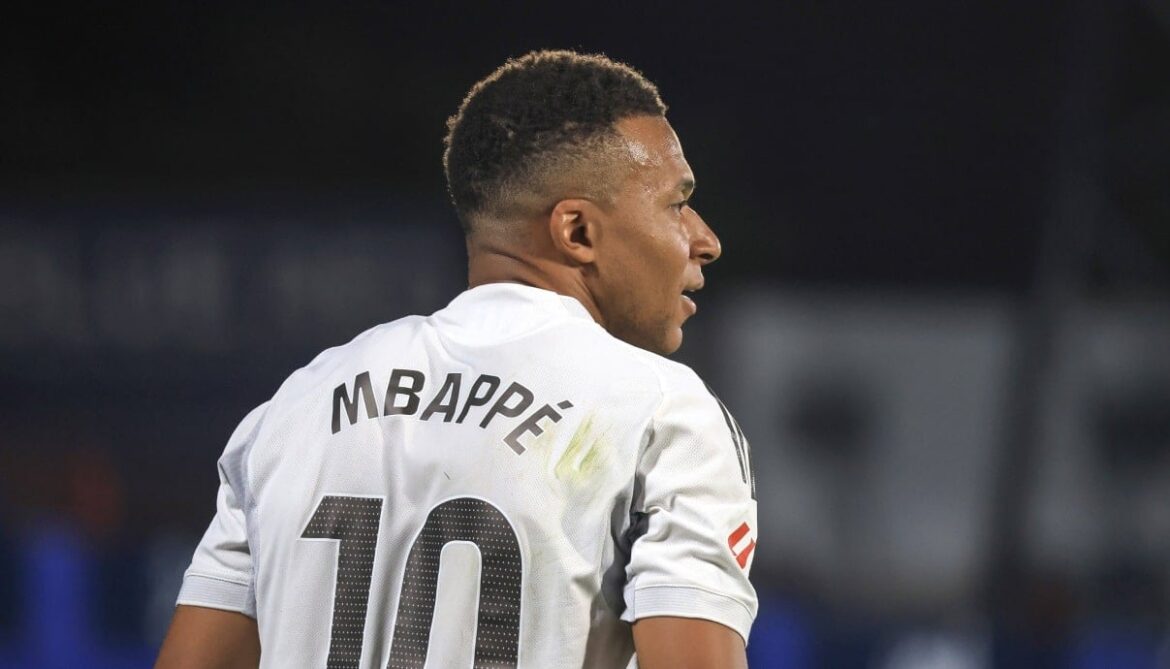 Реал Мадрид – Ювентус (22.10.2025): Советы, анализ, шансы. Сможет ли «Старая синьора» пережить шторм на «Бернабеу»?
