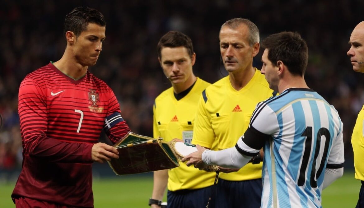 Роналду гонится за тысячей голов, Месси бьет рекорд MLS. Два бога футбола до сих пор пишут историю
