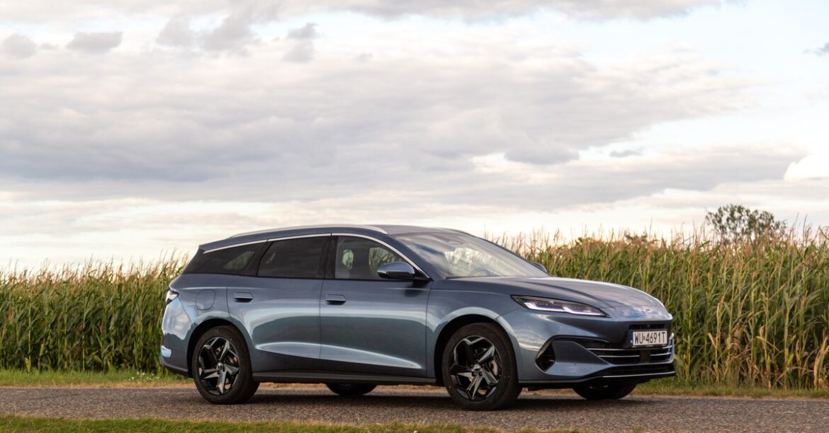 Китай в очередной раз переинвестировал В торговый конфликт с США, который разгорелся с новой силой после прихода к власти Дональда Трампа, Китай, похоже,... сегодня, 22 минуты назад
