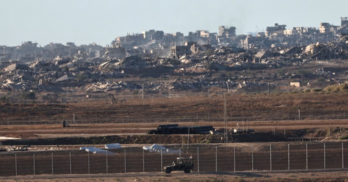 ХАМАС освободил только 4 из 28 тел заложников. Израиль ограничивает гуманитарную помощь
