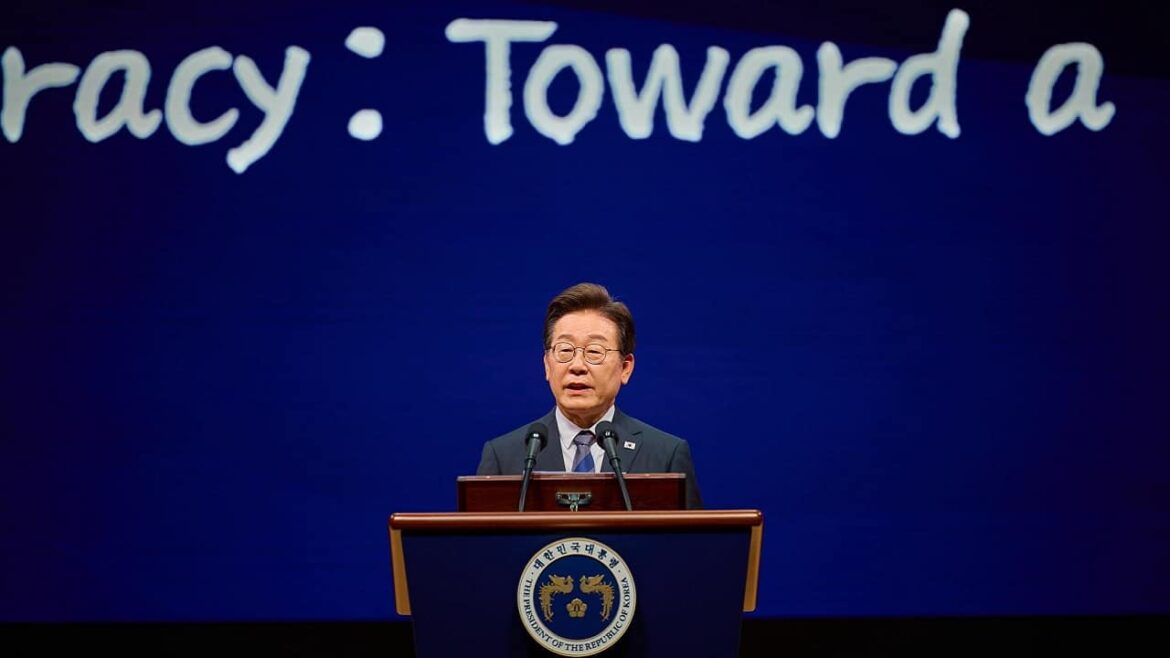 Ли: жесткие наказания за критику правительства, «замаскированную под мнение» Южная Корея превращается в Северную Корею?
