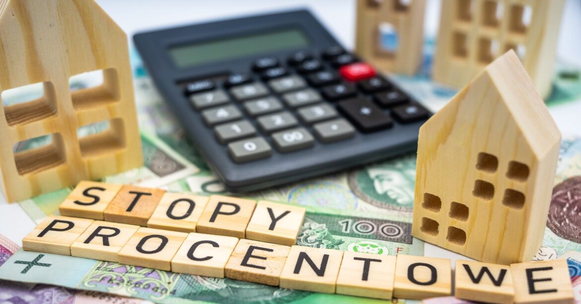 Совет по денежно-кредитной политике принял решение по процентным ставкам. Что это значит для экономики? Совет по денежно-кредитной политике (MPC) принял решение снизить процентные ставки на 0,25 процентных пункта. сегодня, 43 минуты назад
