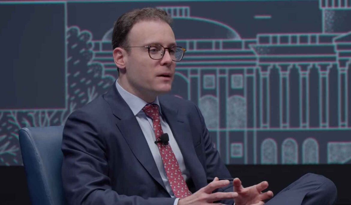 Забудьте о Генслере — кандидат Трампа раскрывает свой план, который встряхнет рынок криптовалют!
