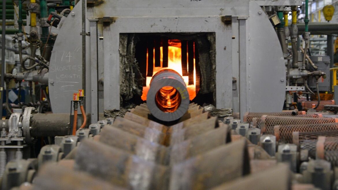 Фантастические сокращения доходов руководителей определенной отрасли? Указ призван остановить поток денег в частные карманы
