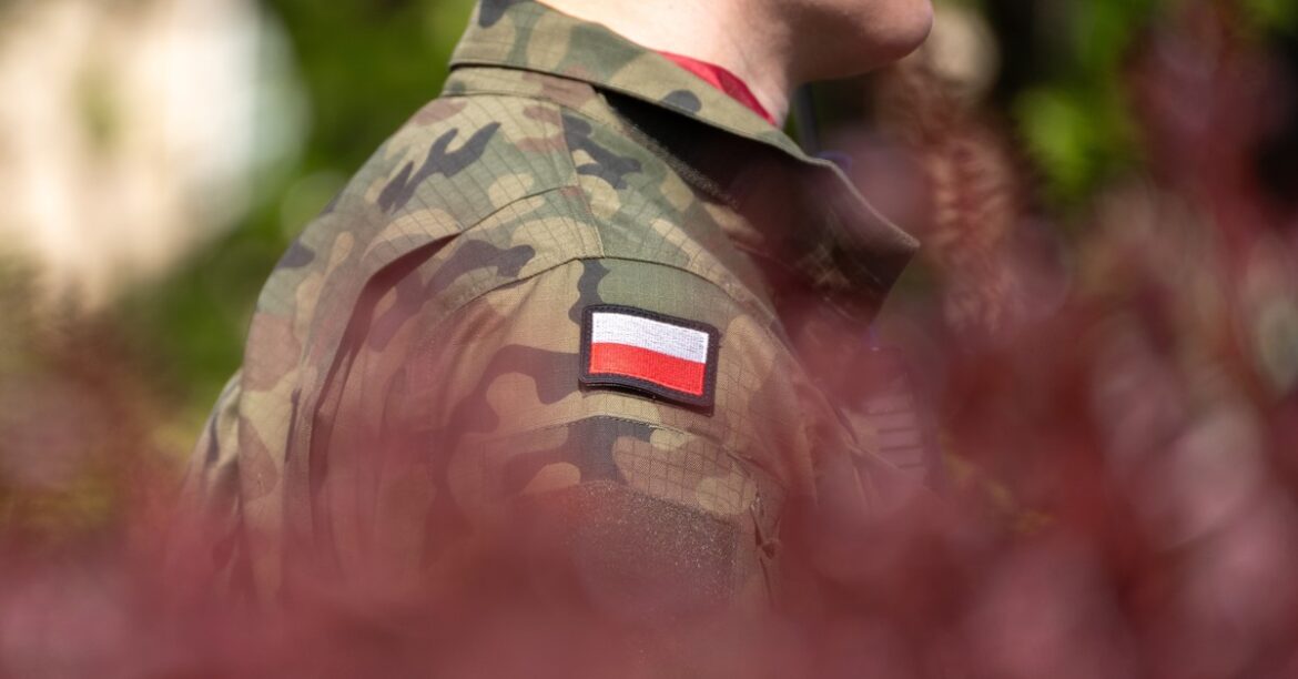 Поляки не хотят военной миссии в Украине. Большинство общества против этого
