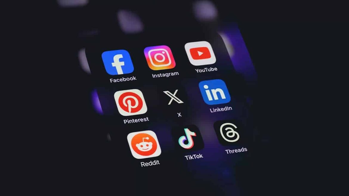 Roblox, Snapchat, FaceTime запрещены. Будет ли повторение унижения власти?
