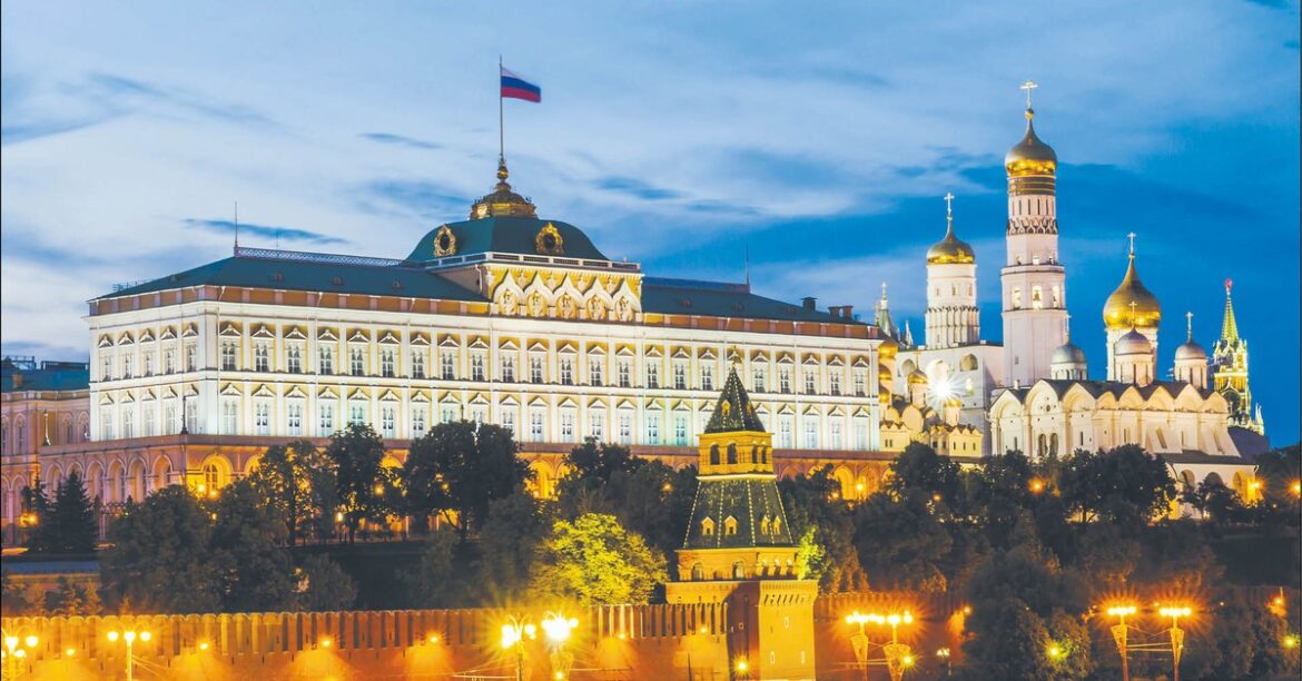 Российская нефть продолжает обходить западные санкции. Планируются дальнейшие ограничения. Министерство финансов США решит, кто купит зарубежные активы Лукойла. Деятельность одного из двух крупнейших российских концернов... сегодня, 19 минут назад
