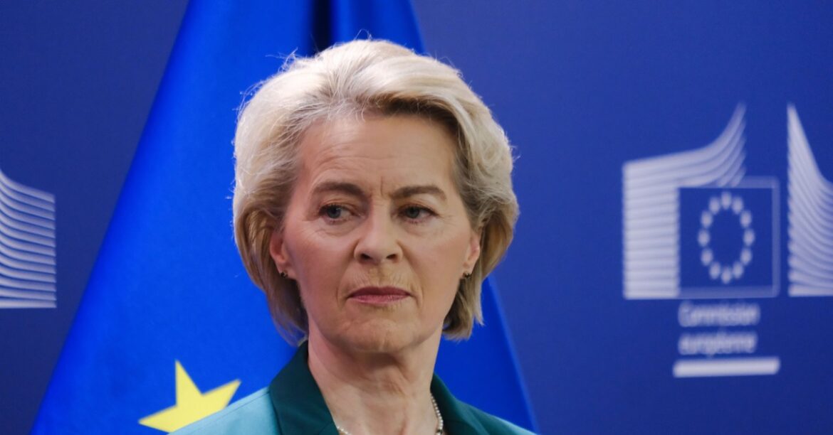 Соглашение ЕС-МЕРКОСУР отложено. Подписание отложено на январь Подписание торгового соглашения между ЕС и блоком Меркосур будет отложено до января, как объявила президент Еврокомиссии Урсула... сегодня, 44 минуты назад
