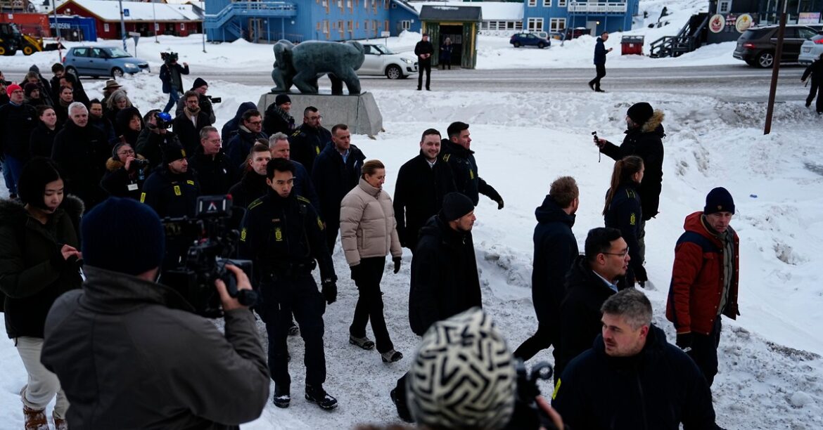 Премьер-министр Дании посещает Нуук. Поддержка Гренландии в конфликте с США
