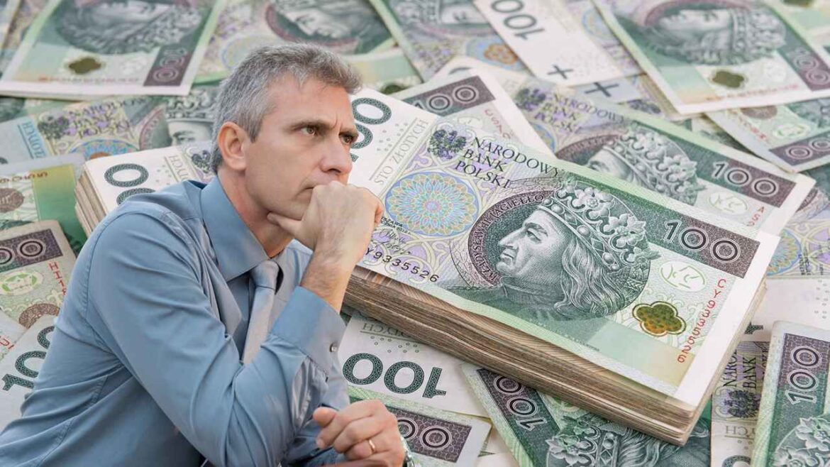 Сбережения поляков находятся на рекордном уровне, но что-то здесь не так
