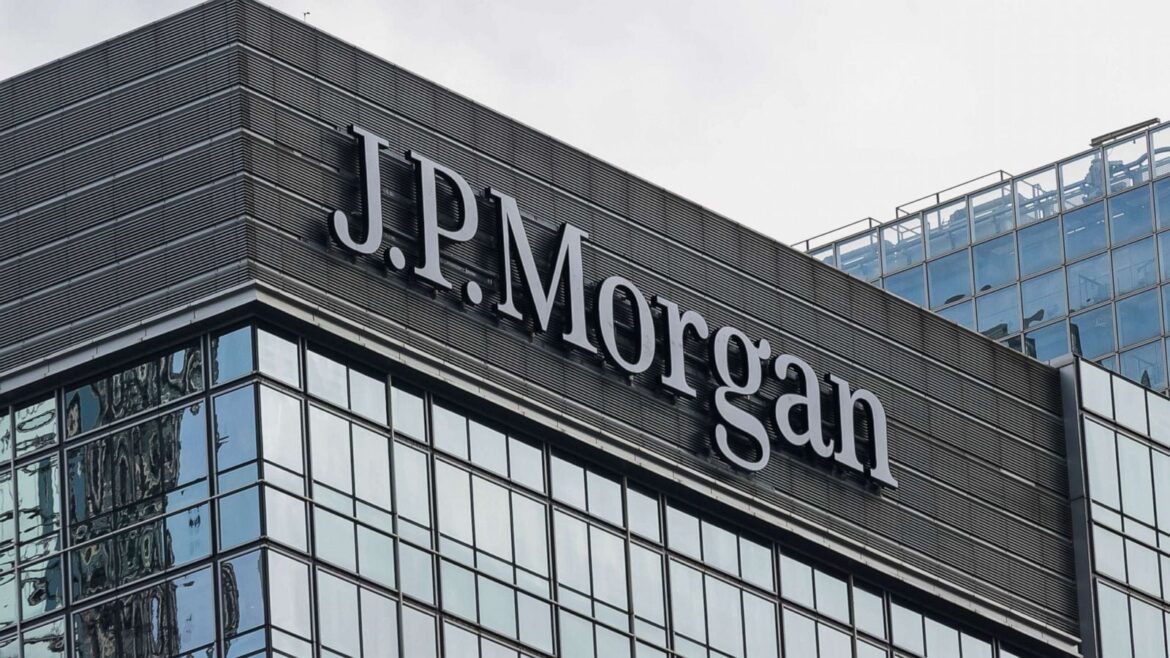 JPMorgan объявляет о «конце спада». Смогут ли акции этого сектора восстановиться и принести прибыль?»
