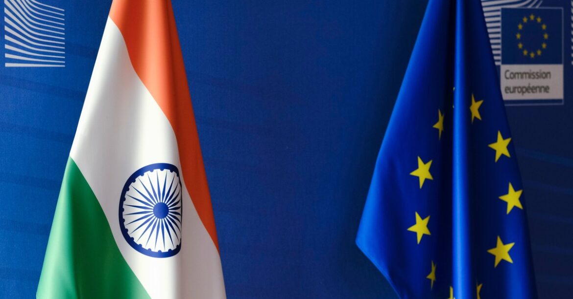 ЕС начинает терять американский рынок. Торговый дефицит с Китаем растет. В последнем квартале 2025 года экспорт товаров из ЕС в США упал на 15%. Соглашения о свободной торговле подписаны и согласованы Брюсселем с другим... сегодня, 36 минут назад
