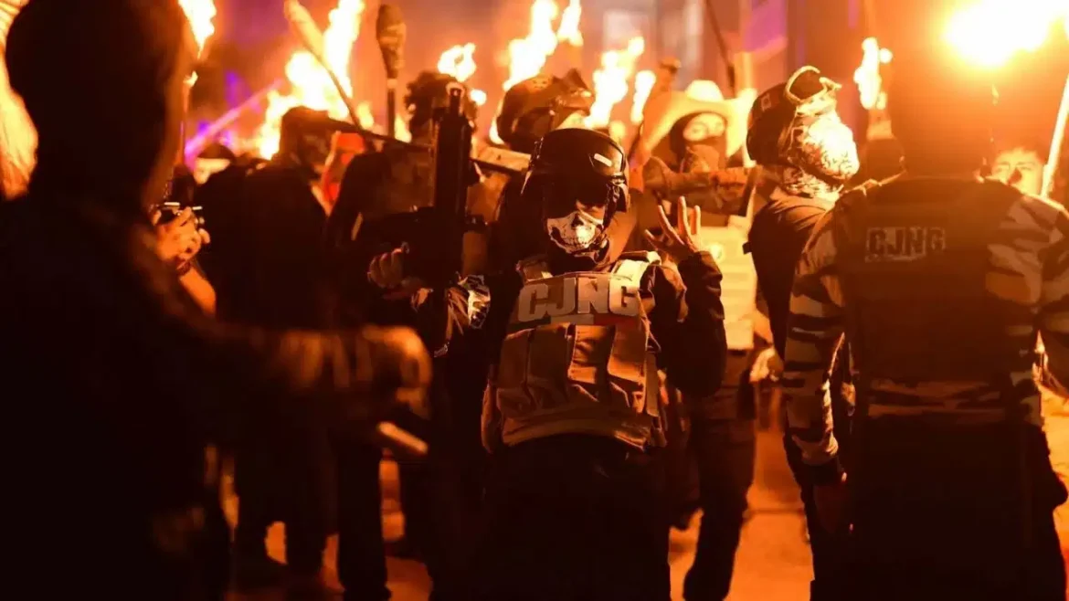 Мексиканские картели захватывают американцев, аэропорт Гвадалахары и автомагистрали в осаду. Реакция на устранение лидера картеля
