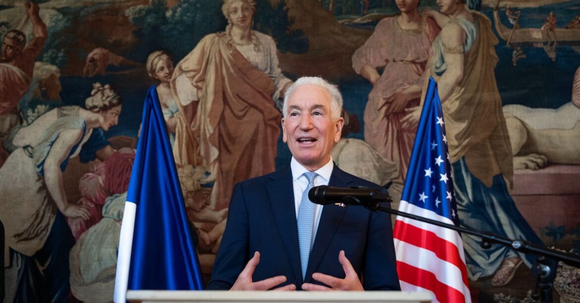 Очередной дипломатический спор между Парижем и Вашингтоном. На заднем плане — смерть крайне правого активиста
