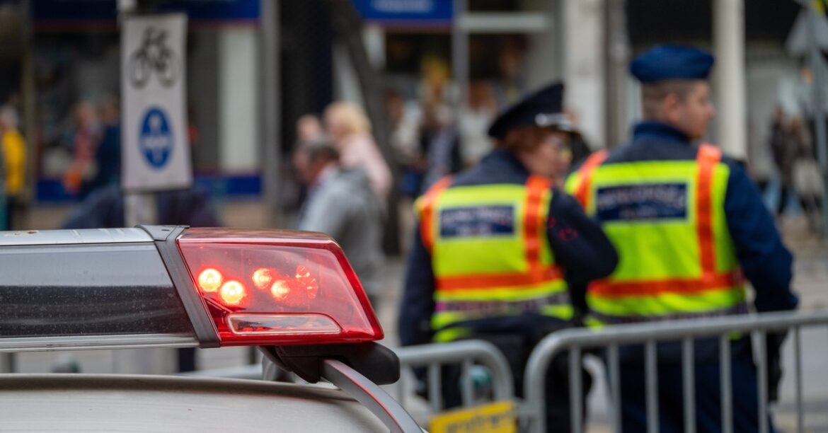 Орбан играет на страхе венгров после нападения на Иран? Увеличение присутствия полиции в городах. Введен пограничный контроль
